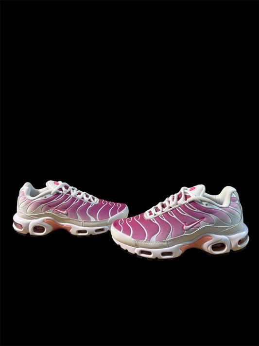 Nike tns (woman sizing)